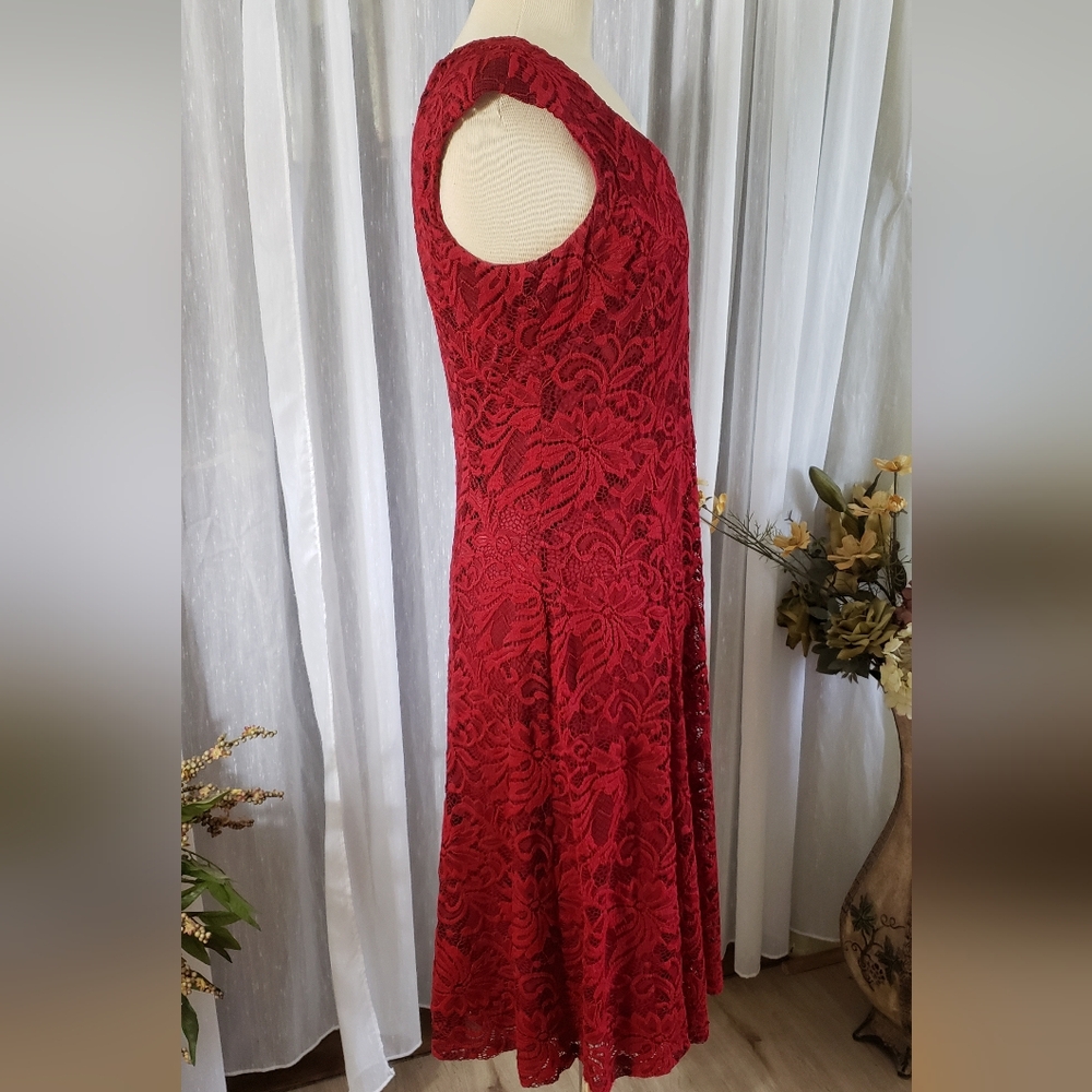 Ronni Nicole Red Dress - Picture 6 of 6